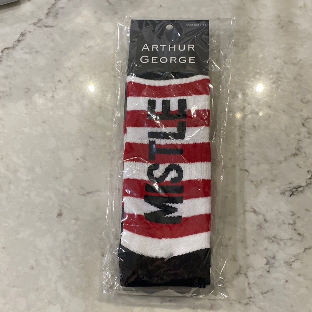 Arthur George MISTLE TOES socks NWT size 7-12